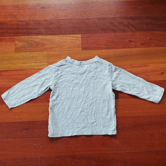 Baby GAP Gray Long Sleeve V-Neck T-Shirt Size 3T - Picture 7 of 8